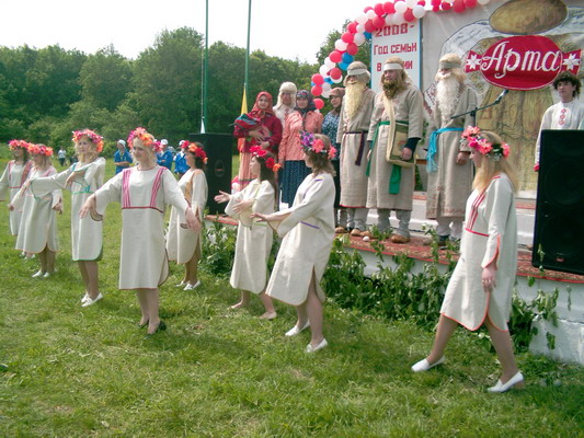 В семнадцатый раз на Порецкой земле прошел Межрегиональный фестиваль мордовского народного творчества